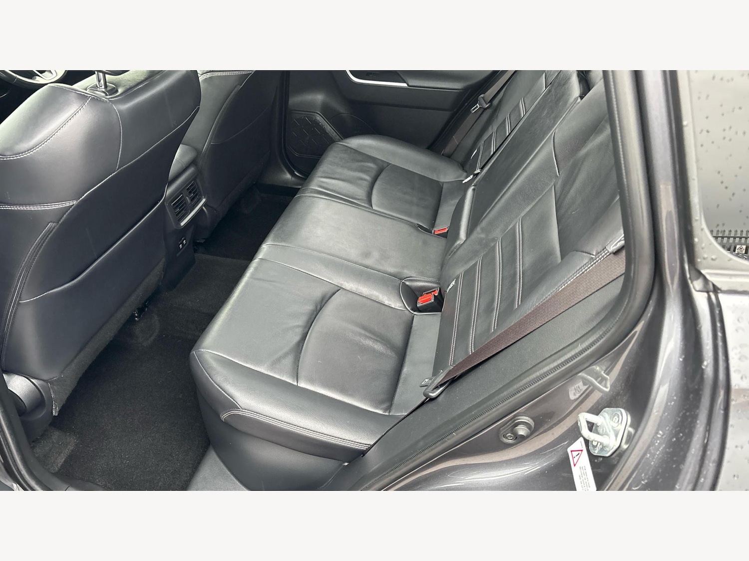 Used Toyota RAV4 2019 for sale - 76549933: Photo 15