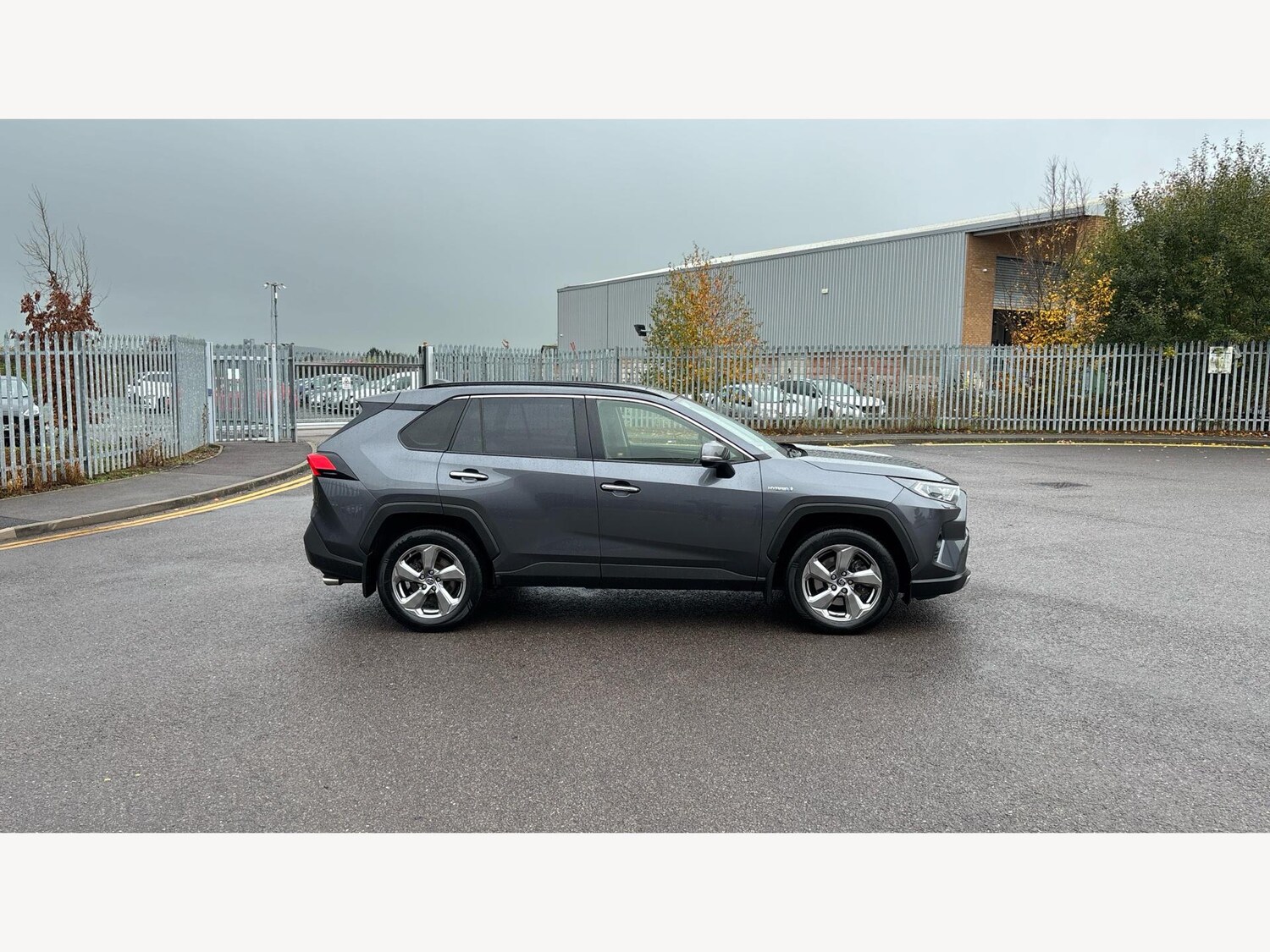 Used Toyota RAV4 2019 for sale - 76549933: Photo 18