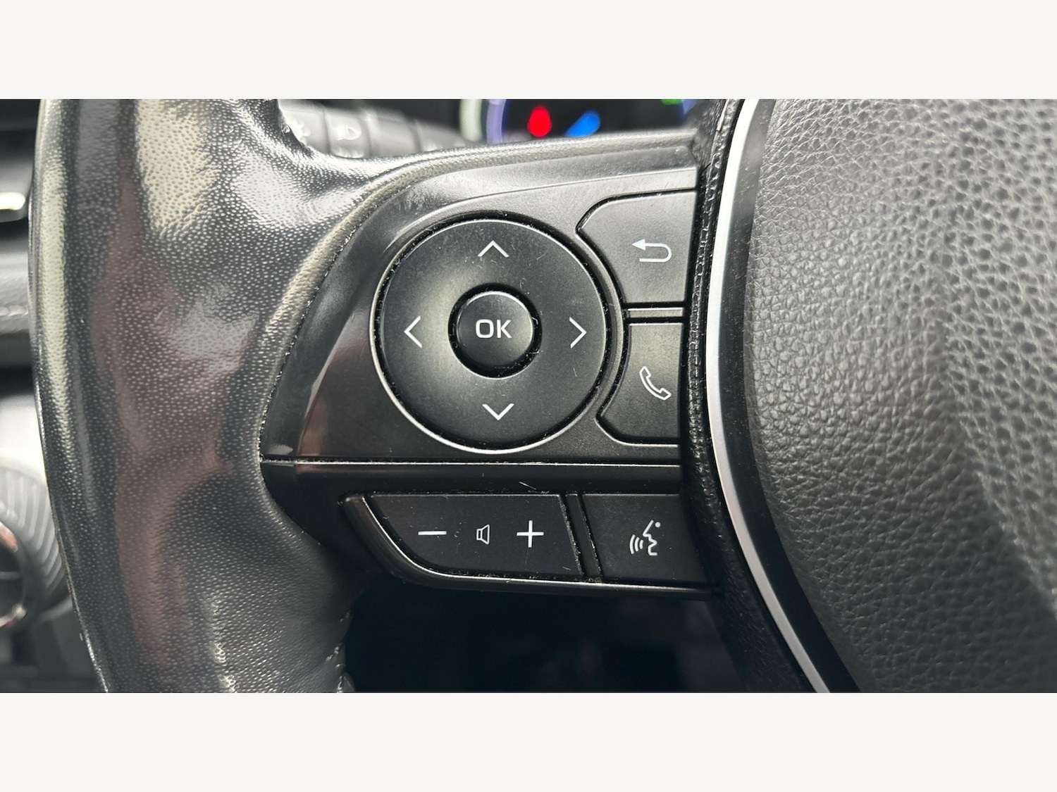 Used Toyota RAV4 2019 for sale - 76549933: Photo 24