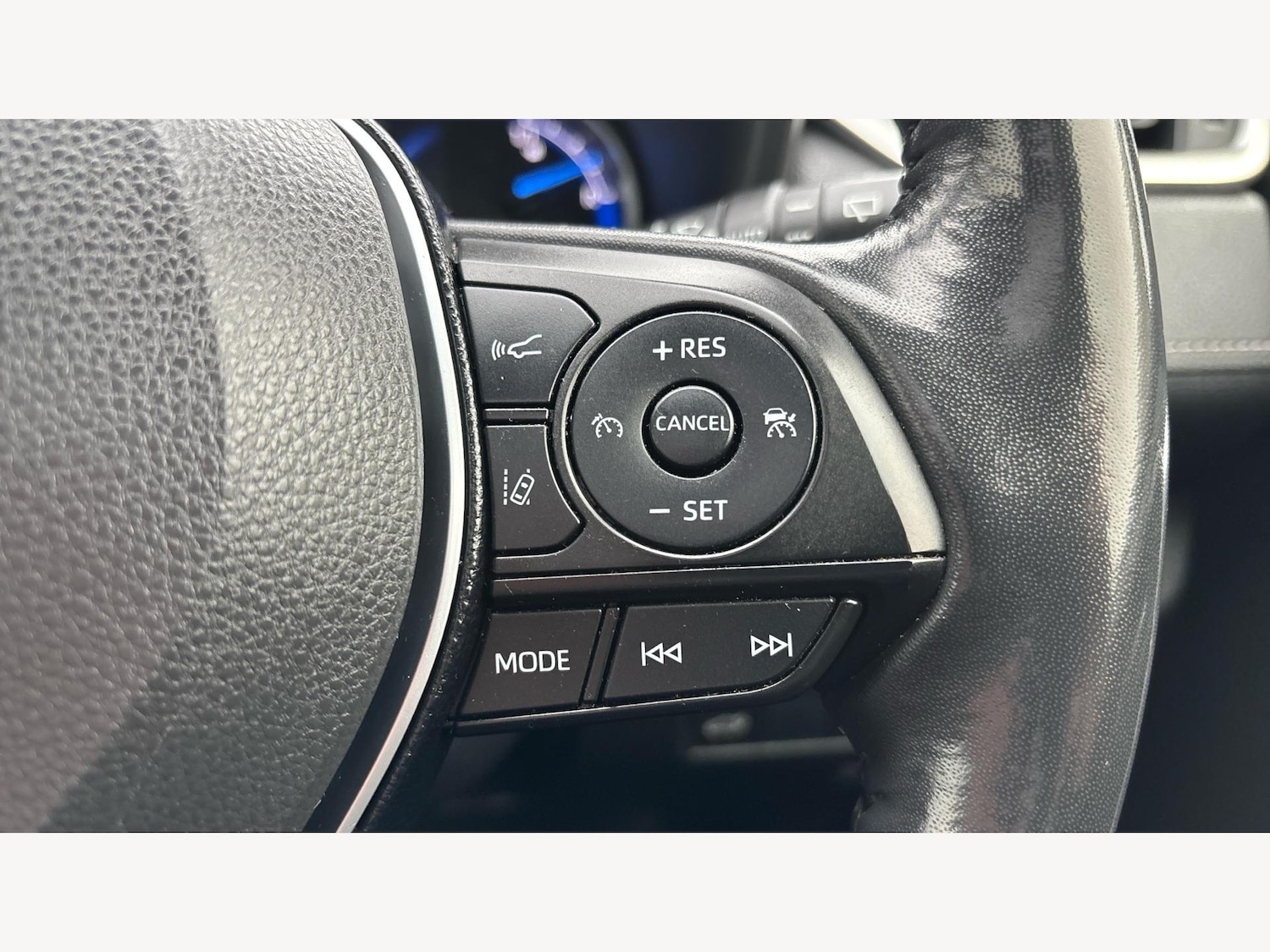 Used Toyota RAV4 2019 for sale - 76549933: Photo 25