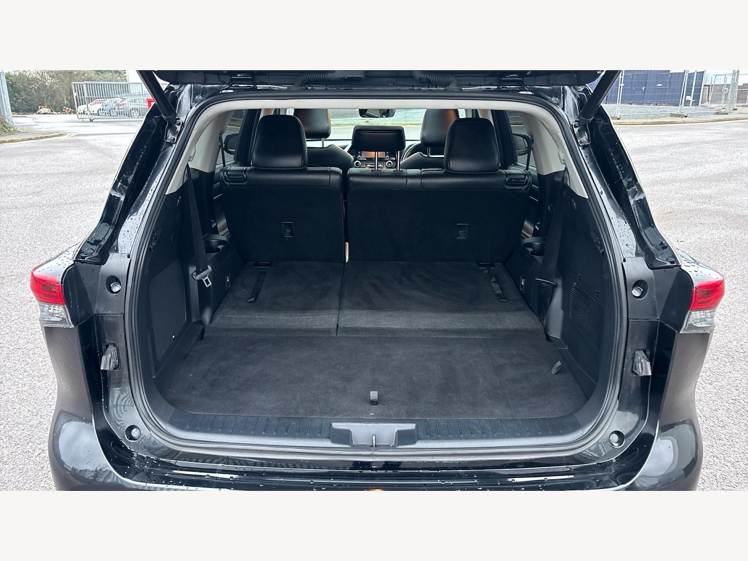 Used Toyota Highlander 2021 for sale - 77066776: Photo 16