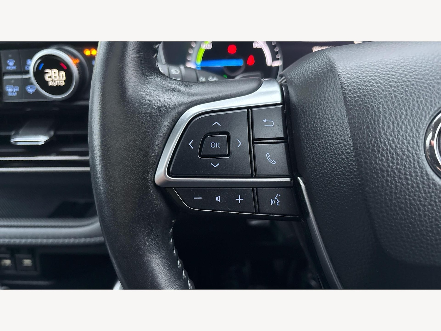 Used Toyota Highlander 2021 for sale - 77066776: Photo 24