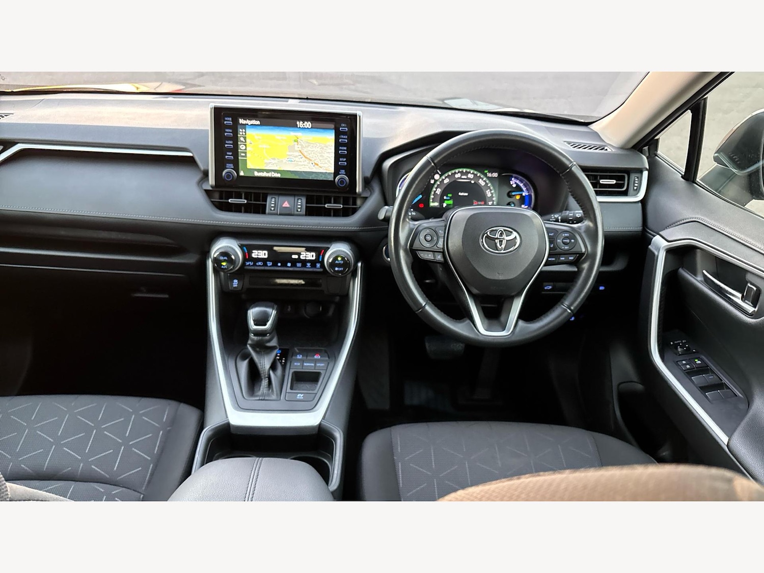 Used Toyota RAV4 2020 for sale - 76613213: Photo 7