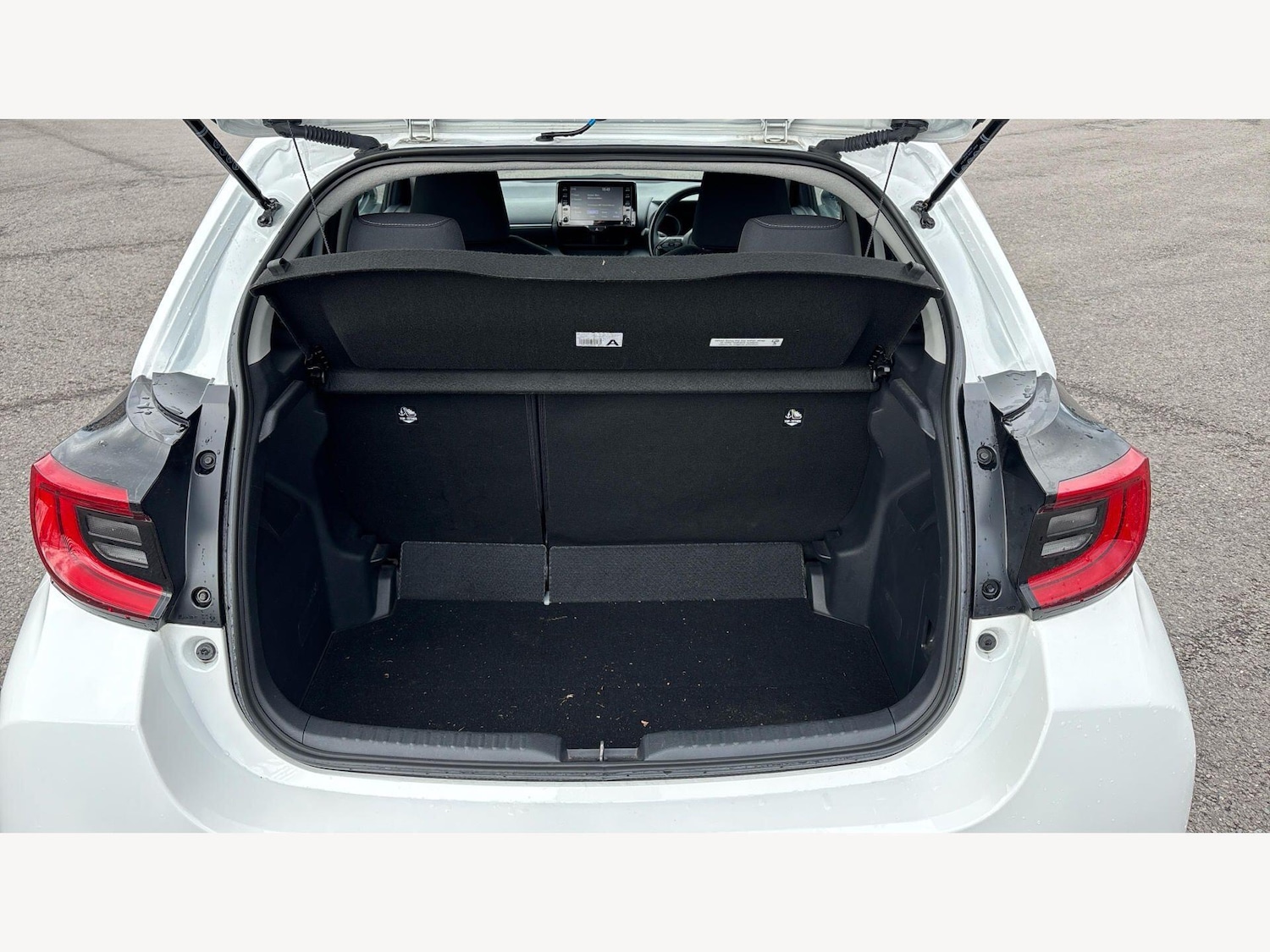 Used Toyota Yaris 2022 for sale - 78019754: Photo 16