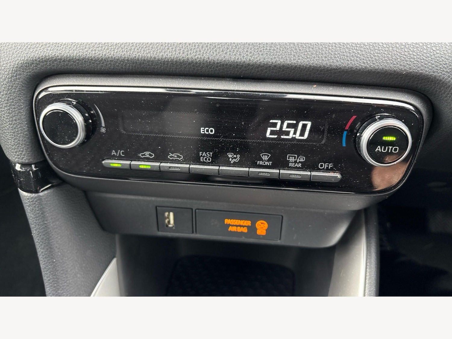 Used Toyota Yaris 2022 for sale - 78019754: Photo 23