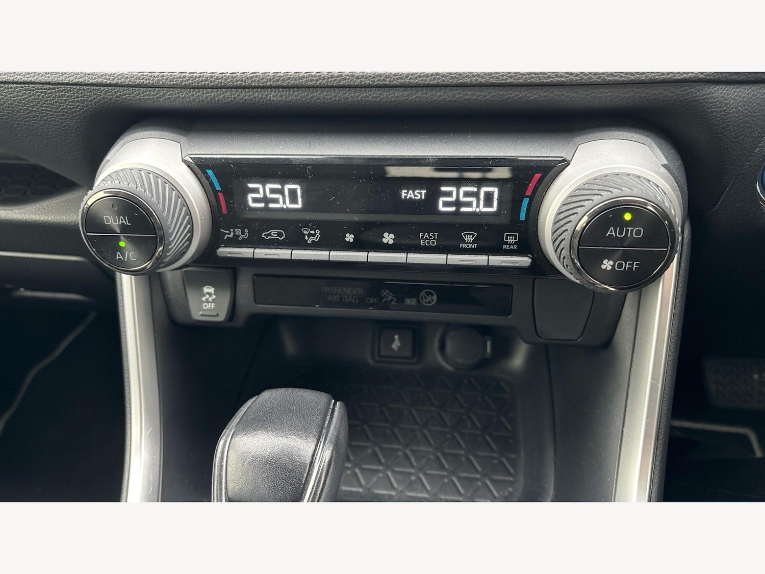 Used Toyota RAV4 2021 for sale - 77646527: Photo 23