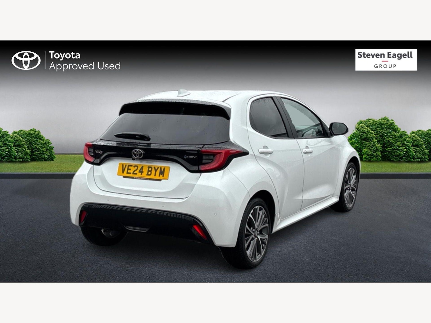 Used Toyota Yaris 2024 for sale - 77645881: Photo 2