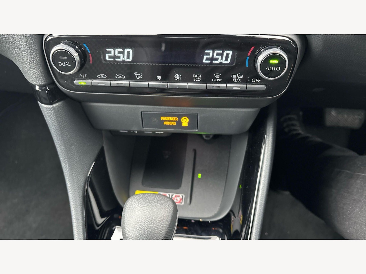 Used Toyota Yaris 2024 for sale - 77645881: Photo 23