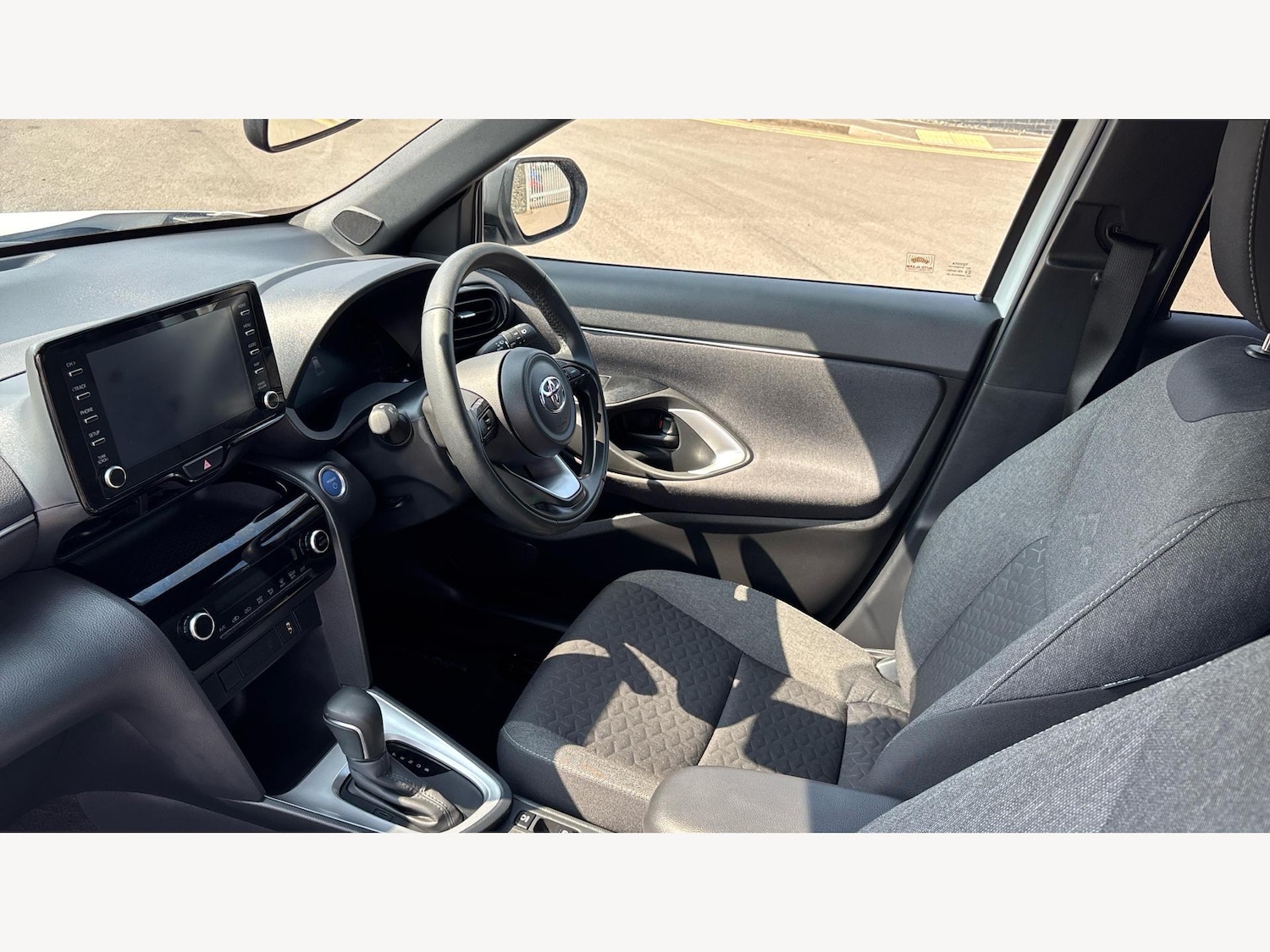 Used Toyota Yaris Cross 2024 for sale - 77109908: Photo 11