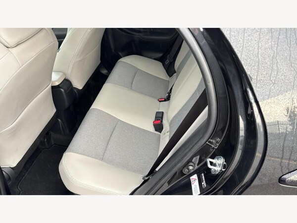 Used Toyota Yaris 2023 for sale - 76259527: Photo 15