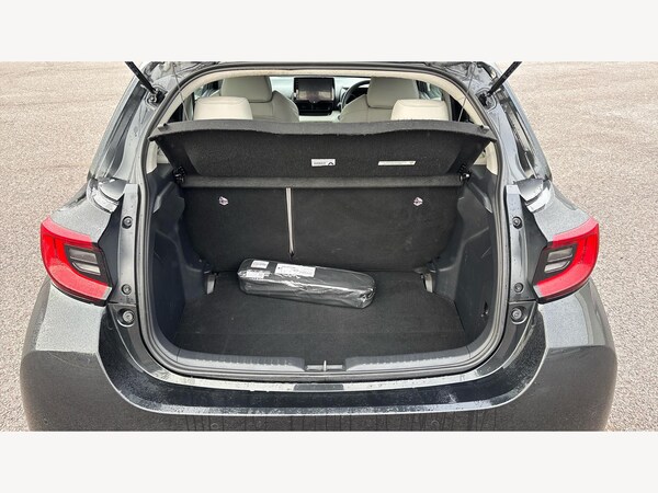Used Toyota Yaris 2023 for sale - 76259527: Photo 16