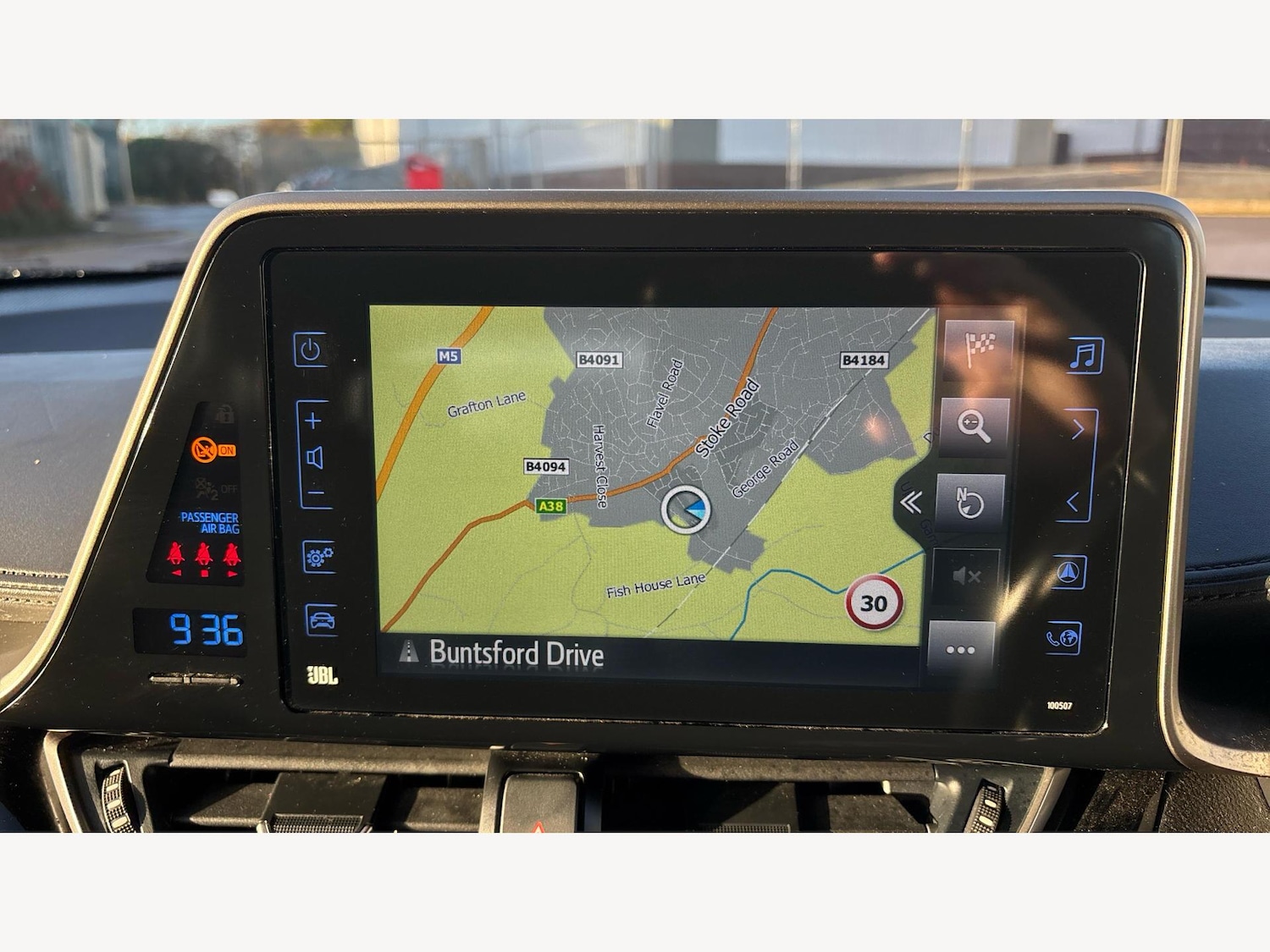 Used Toyota C-HR 2018 for sale - 76952533: Photo 9