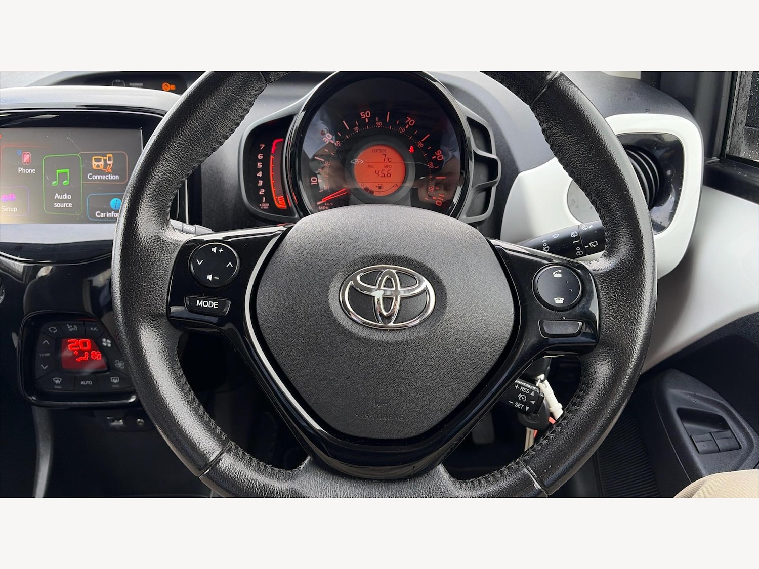 Used Toyota AYGO for sale - 77412056: Photo 10