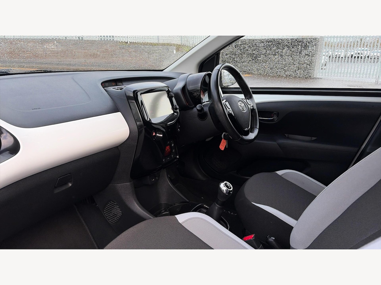 Used Toyota AYGO for sale - 77412056: Photo 12
