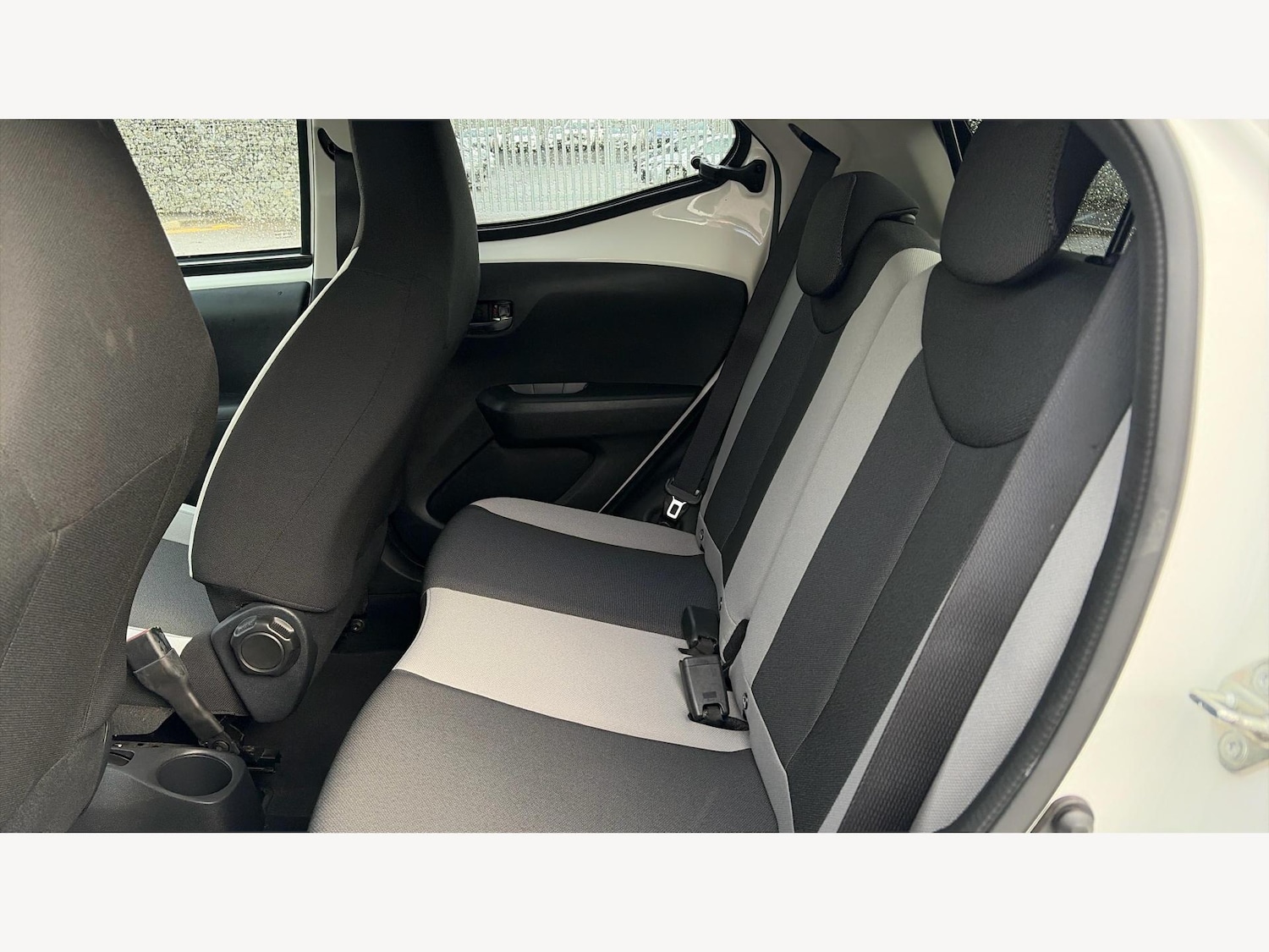 Used Toyota AYGO for sale - 77412056: Photo 15