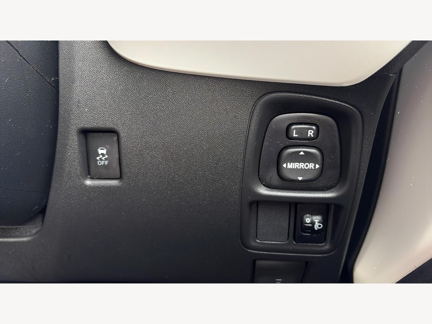 Used Toyota AYGO for sale - 77412056: Photo 23