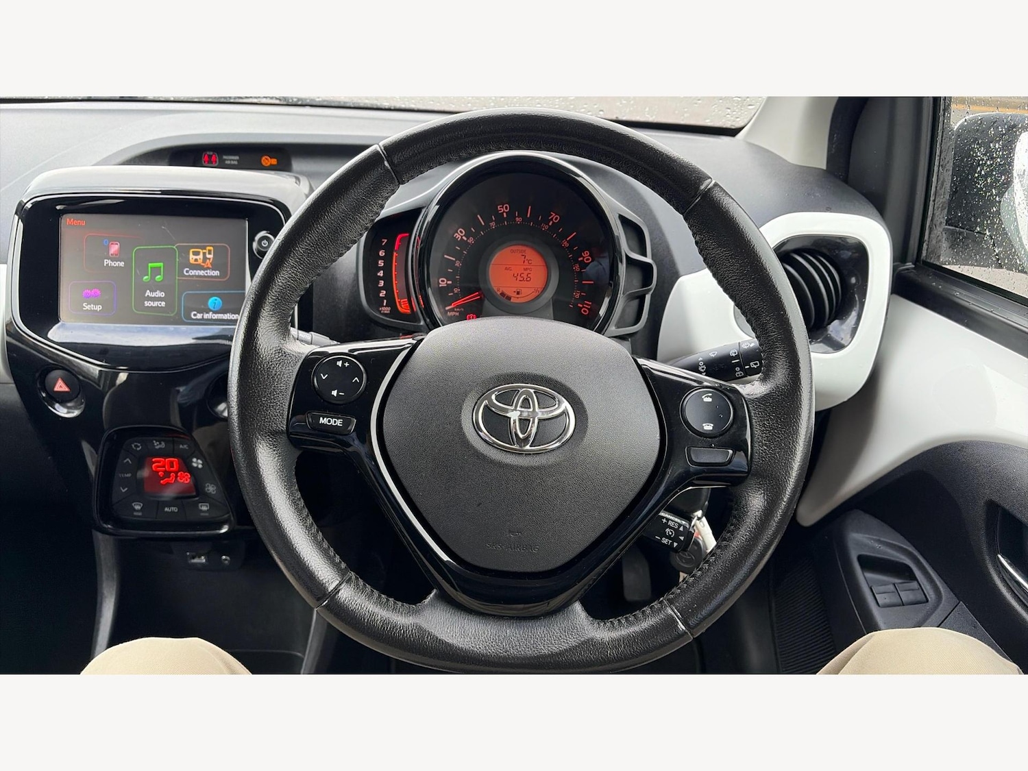 Used Toyota AYGO for sale - 77412056: Photo 8