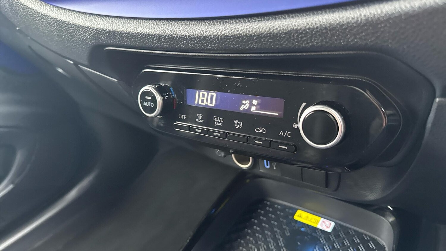 Used Toyota Aygo X 2024 for sale - 77575442: Photo 38