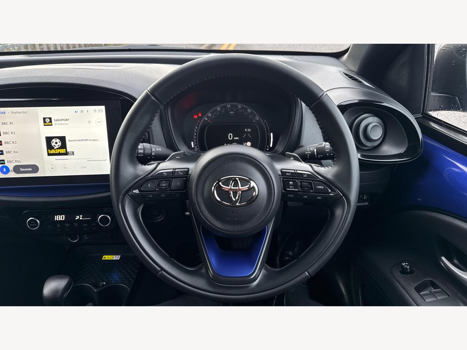 Used Toyota Aygo X 2024 for sale - 77575442: Photo 8
