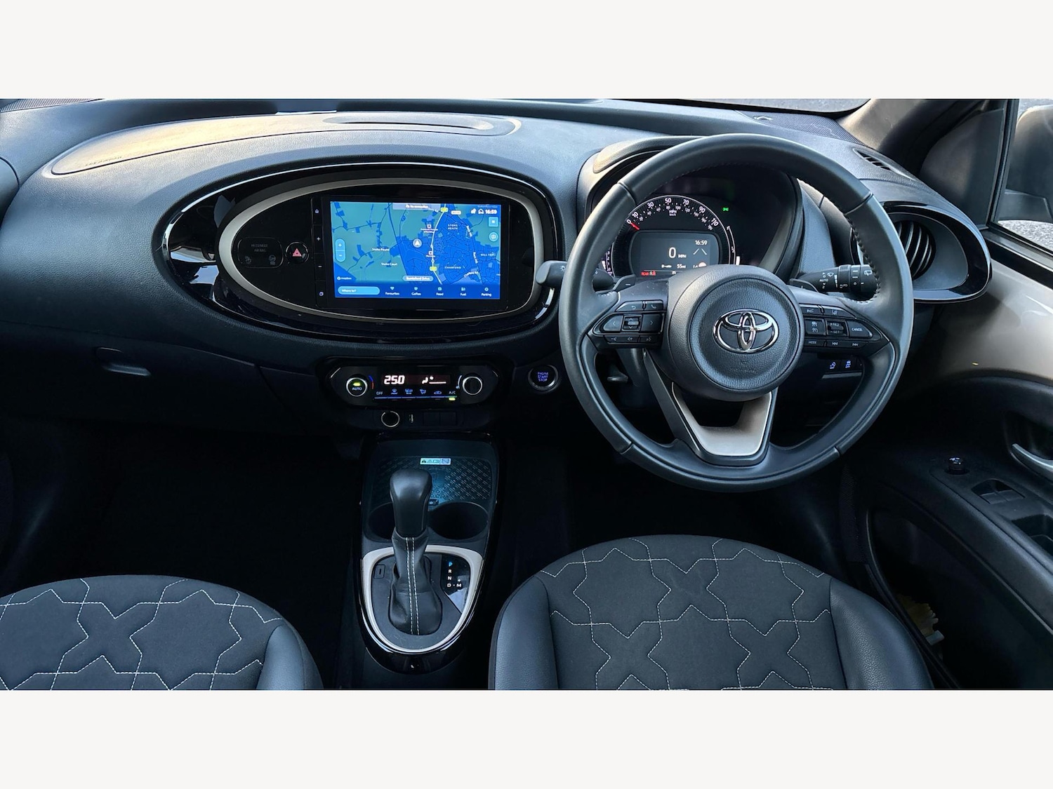 Used Toyota Aygo X 2022 for sale - 77144425: Photo 7