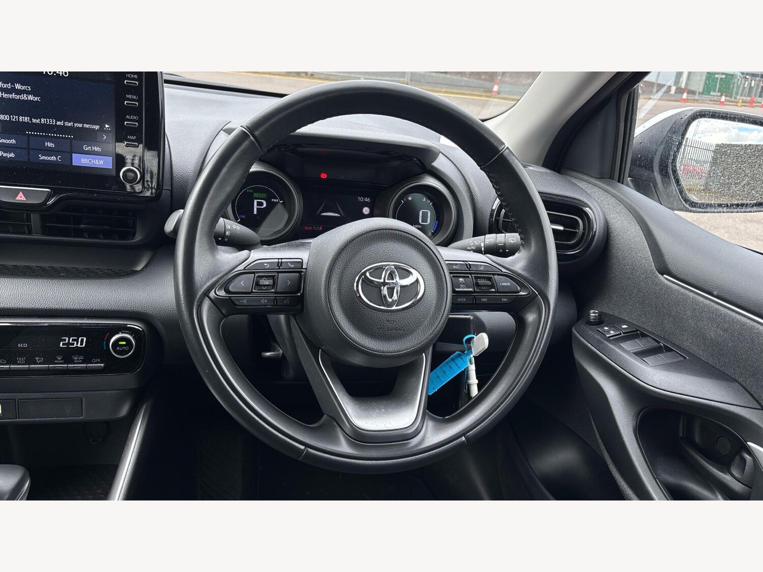Used Toyota Yaris for sale - 77824497: Photo 8