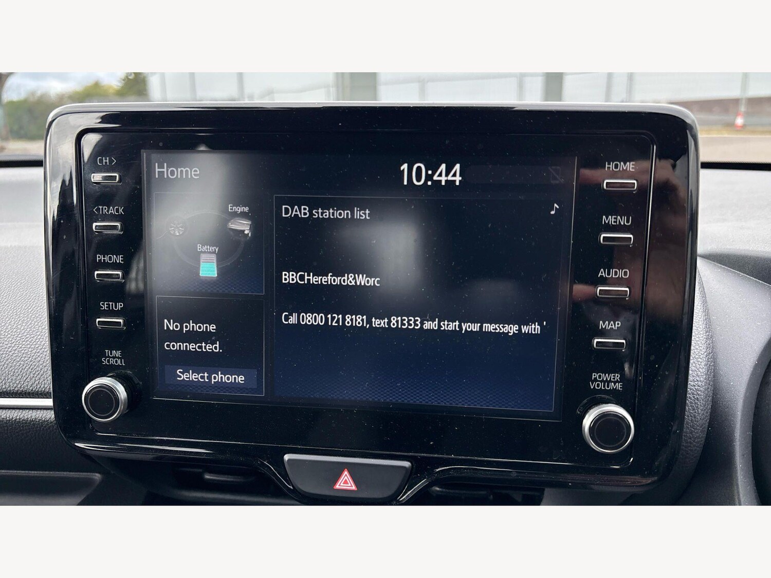 Used Toyota Yaris for sale - 77824497: Photo 9