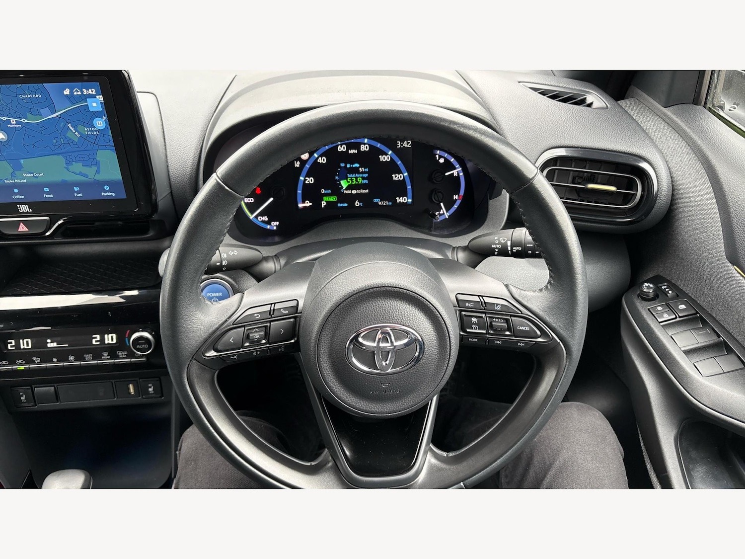 Used Toyota Yaris Cross 2022 for sale - 76456683: Photo 10