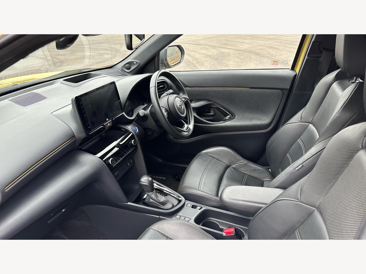 Used Toyota Yaris Cross 2022 for sale - 76456683: Photo 12