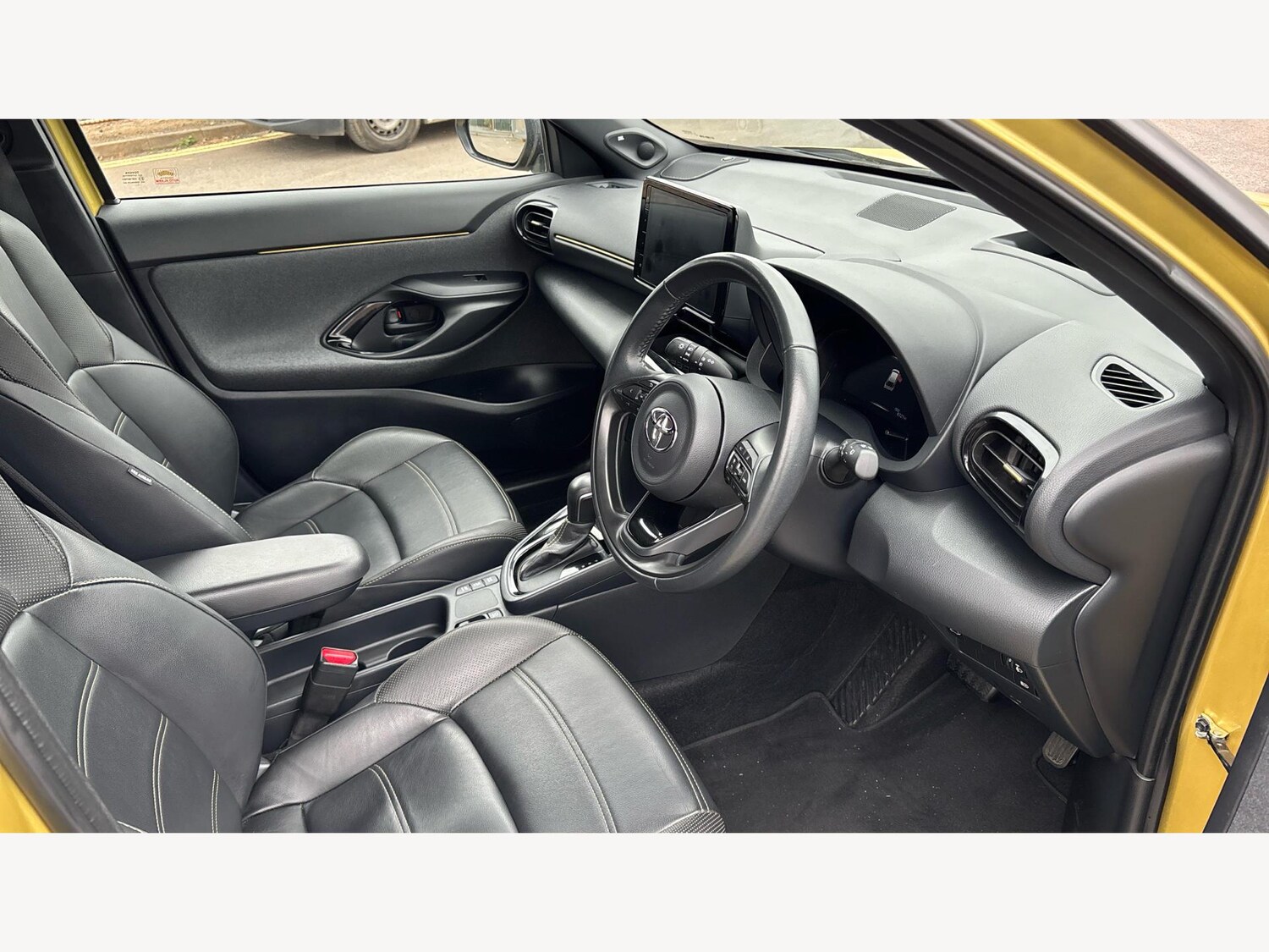 Used Toyota Yaris Cross 2022 for sale - 76456683: Photo 13