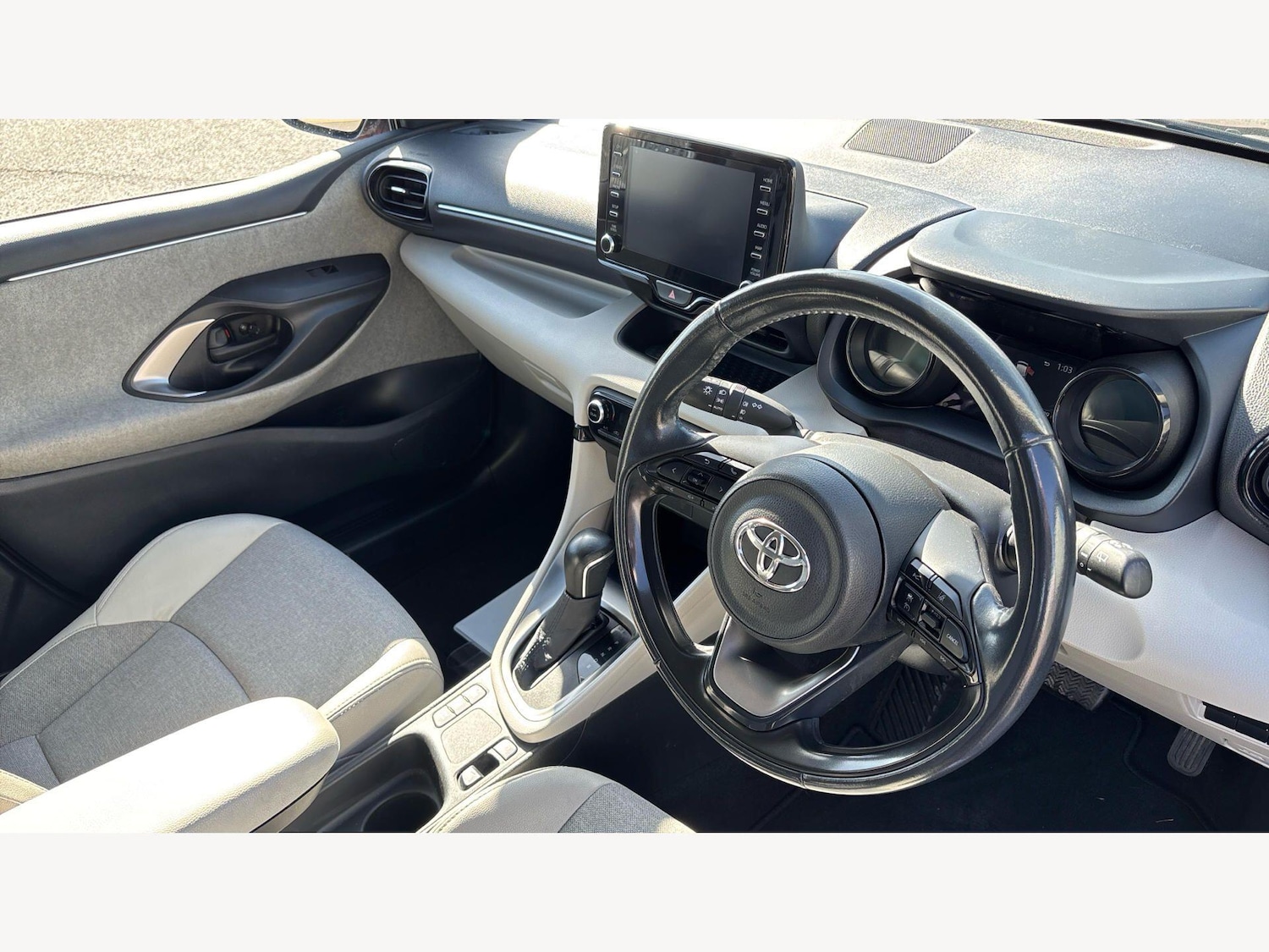 Used Toyota Yaris for sale - 77958026: Photo 13