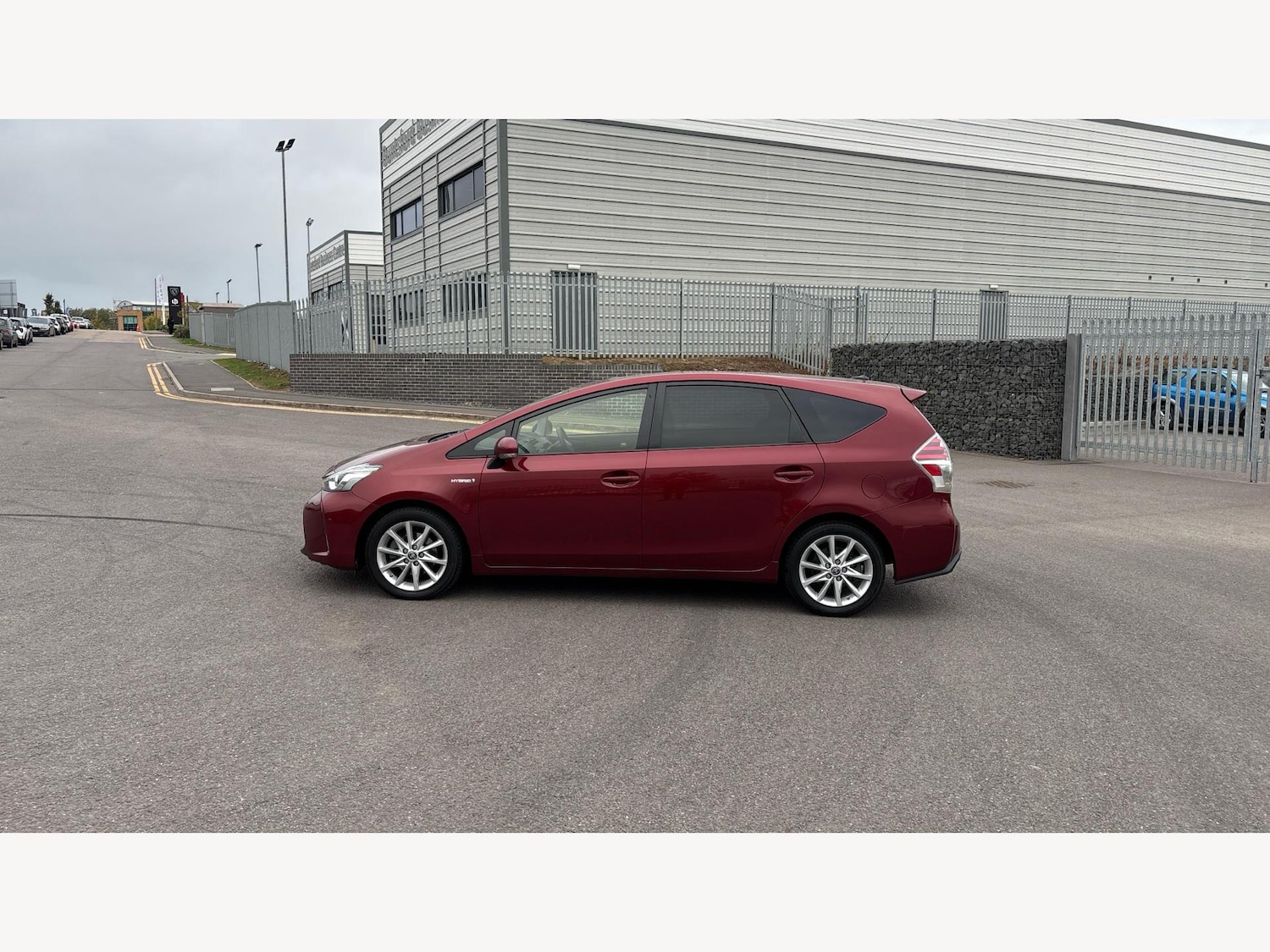 Used Toyota Prius+ 2020 for sale - 76485100: Photo 19