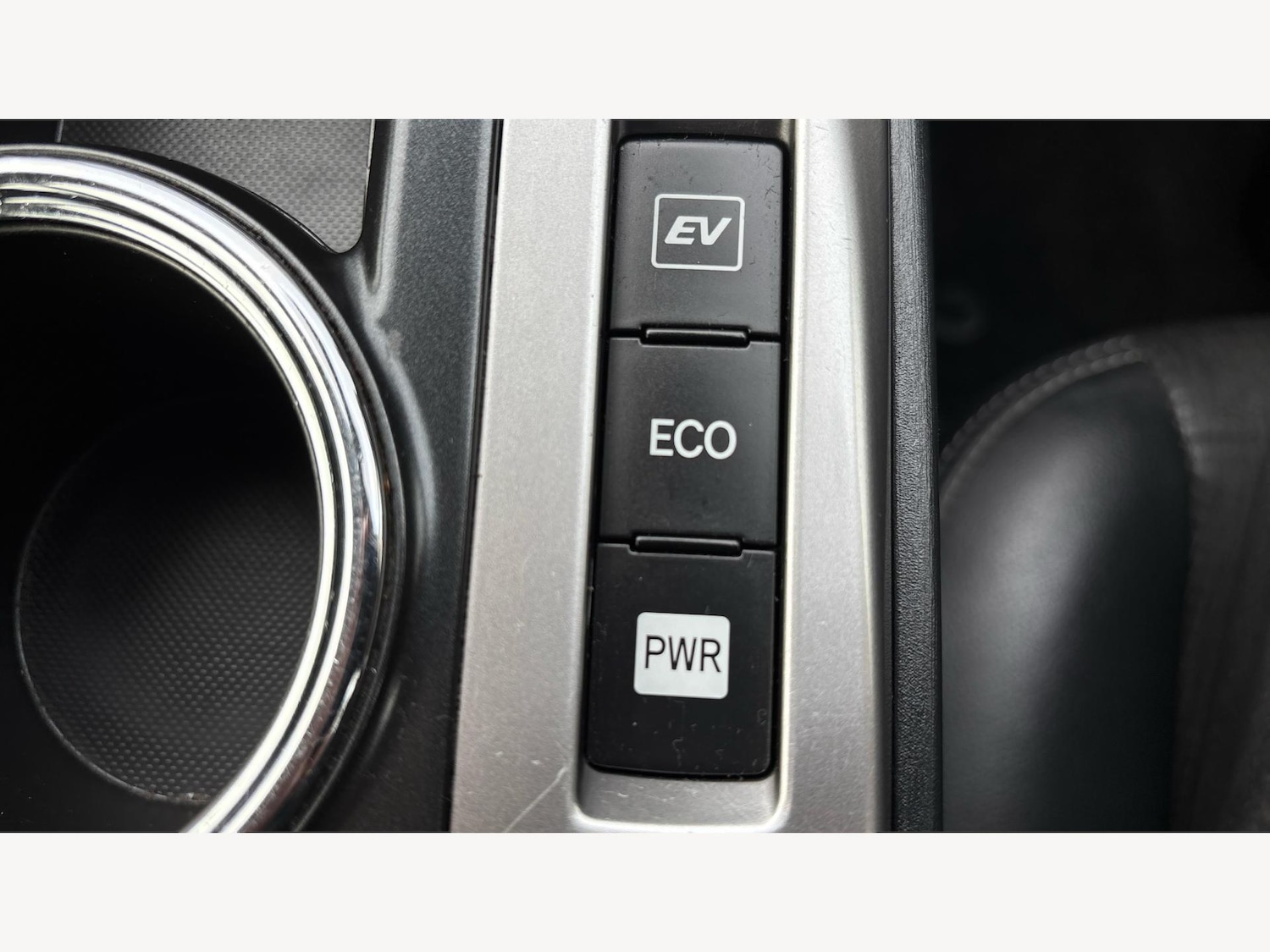 Used Toyota Prius+ 2020 for sale - 76485100: Photo 26