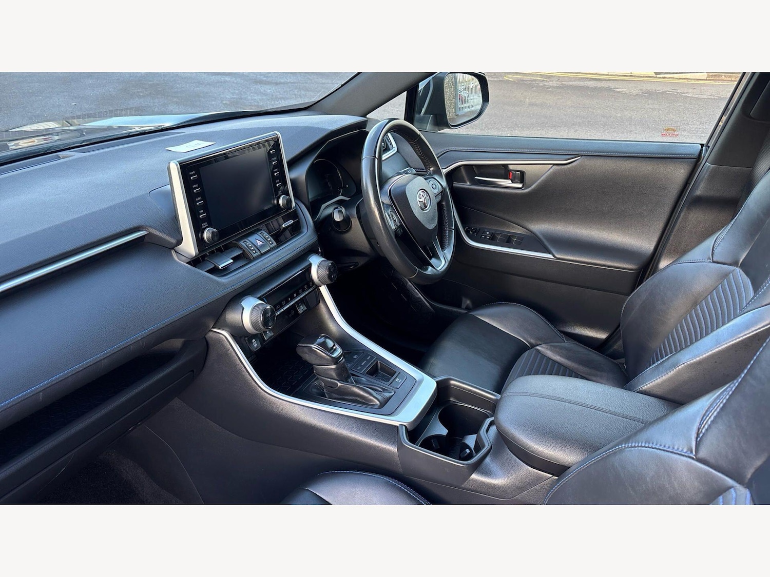 Used Toyota RAV4 2019 for sale - 78085987: Photo 12