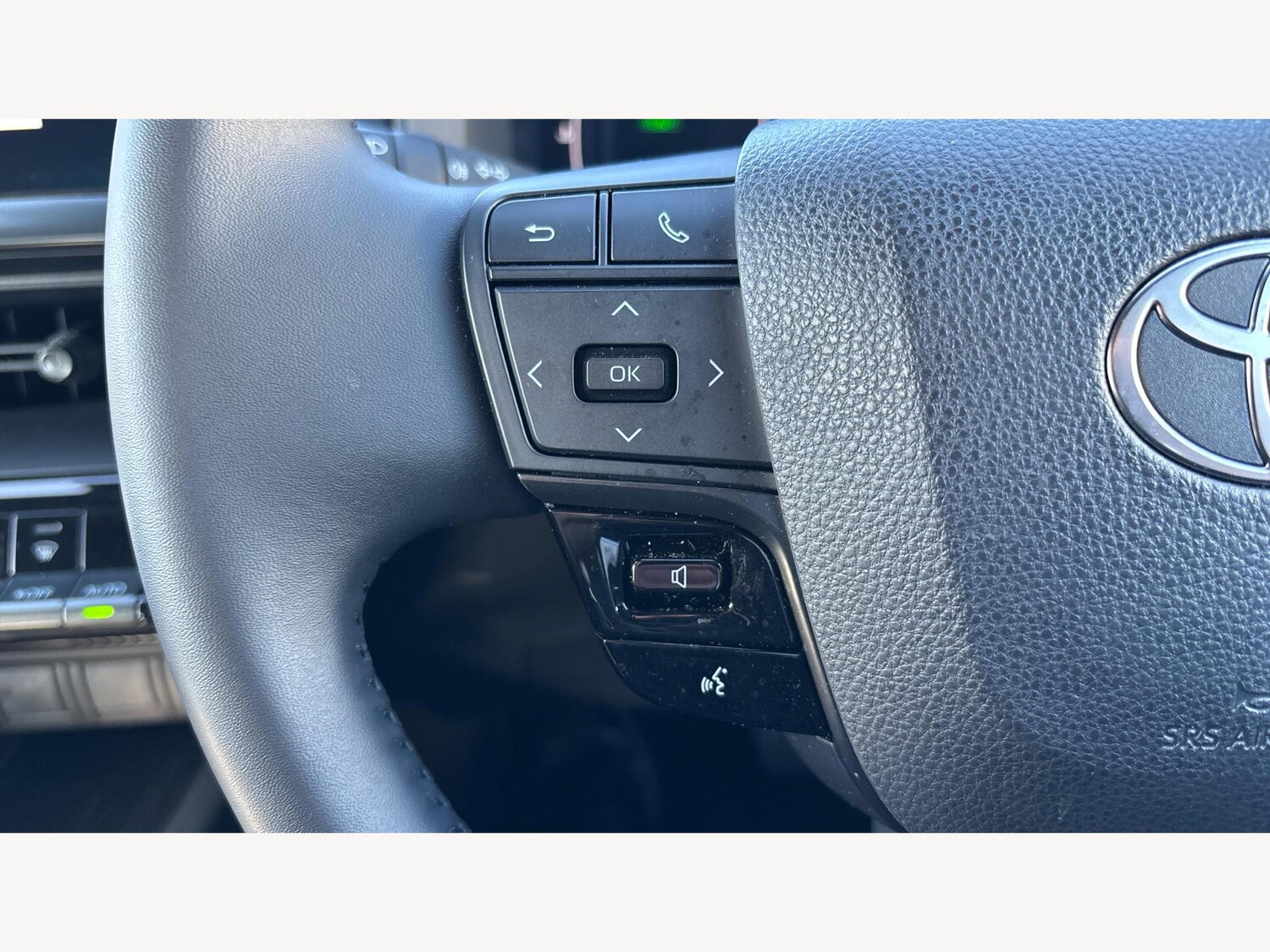 Used Toyota C-HR for sale - 77496038: Photo 24