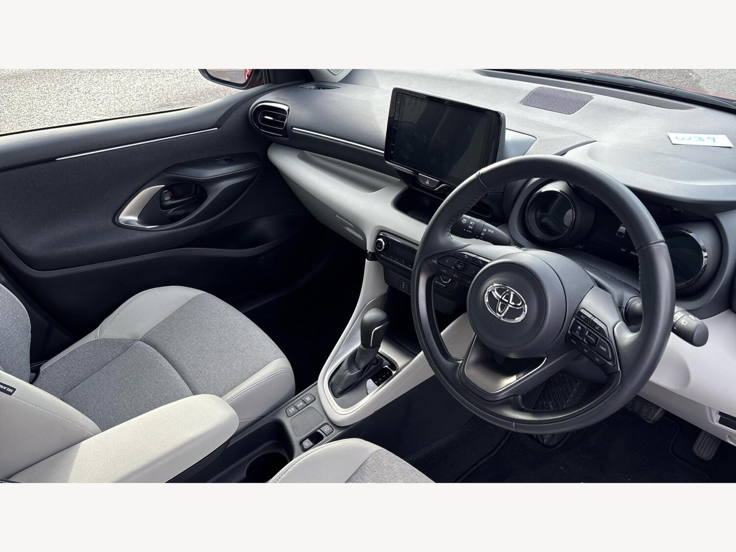 Used Toyota Yaris for sale - 77497507: Photo 13