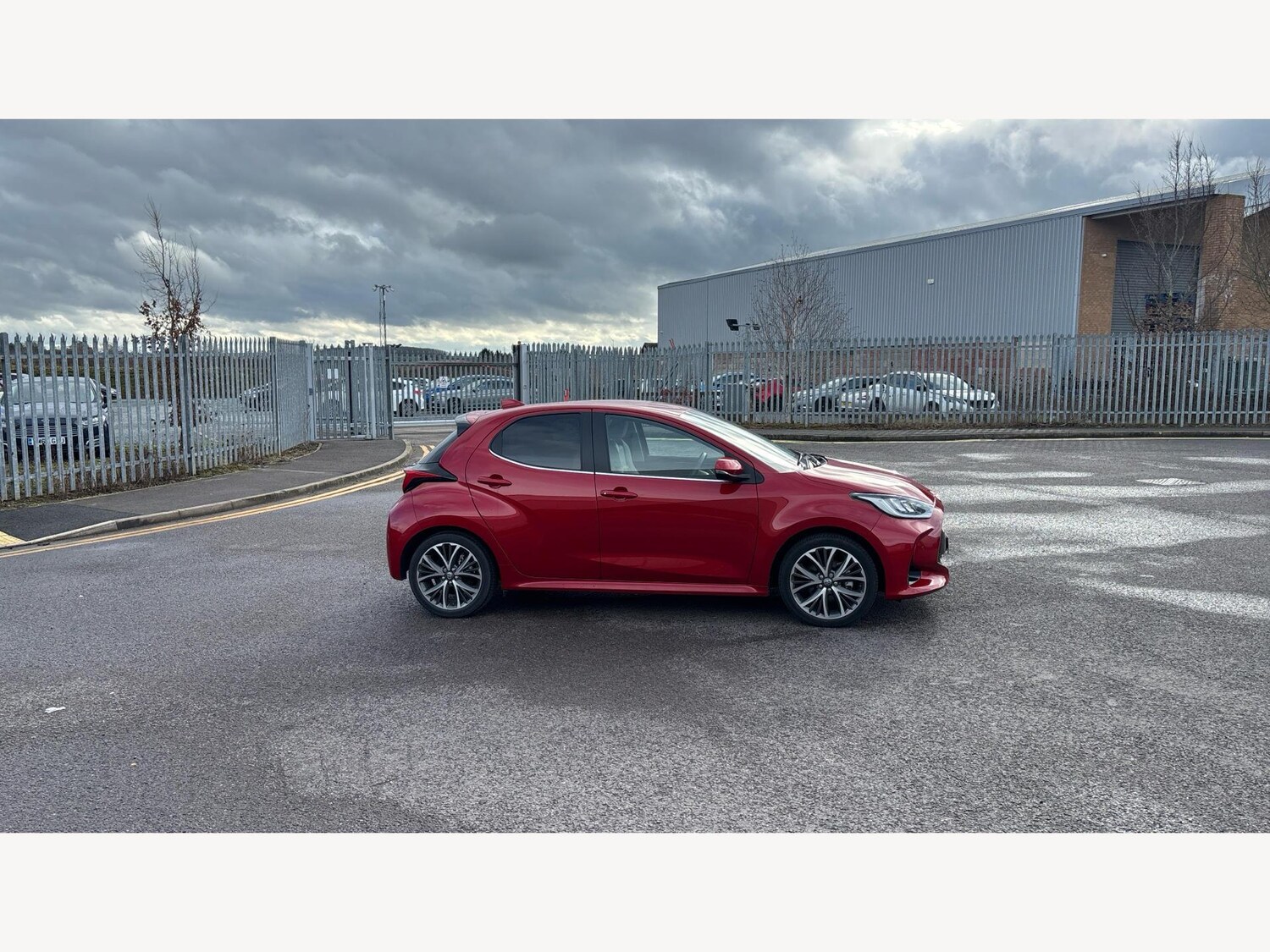 Used Toyota Yaris for sale - 77497507: Photo 18