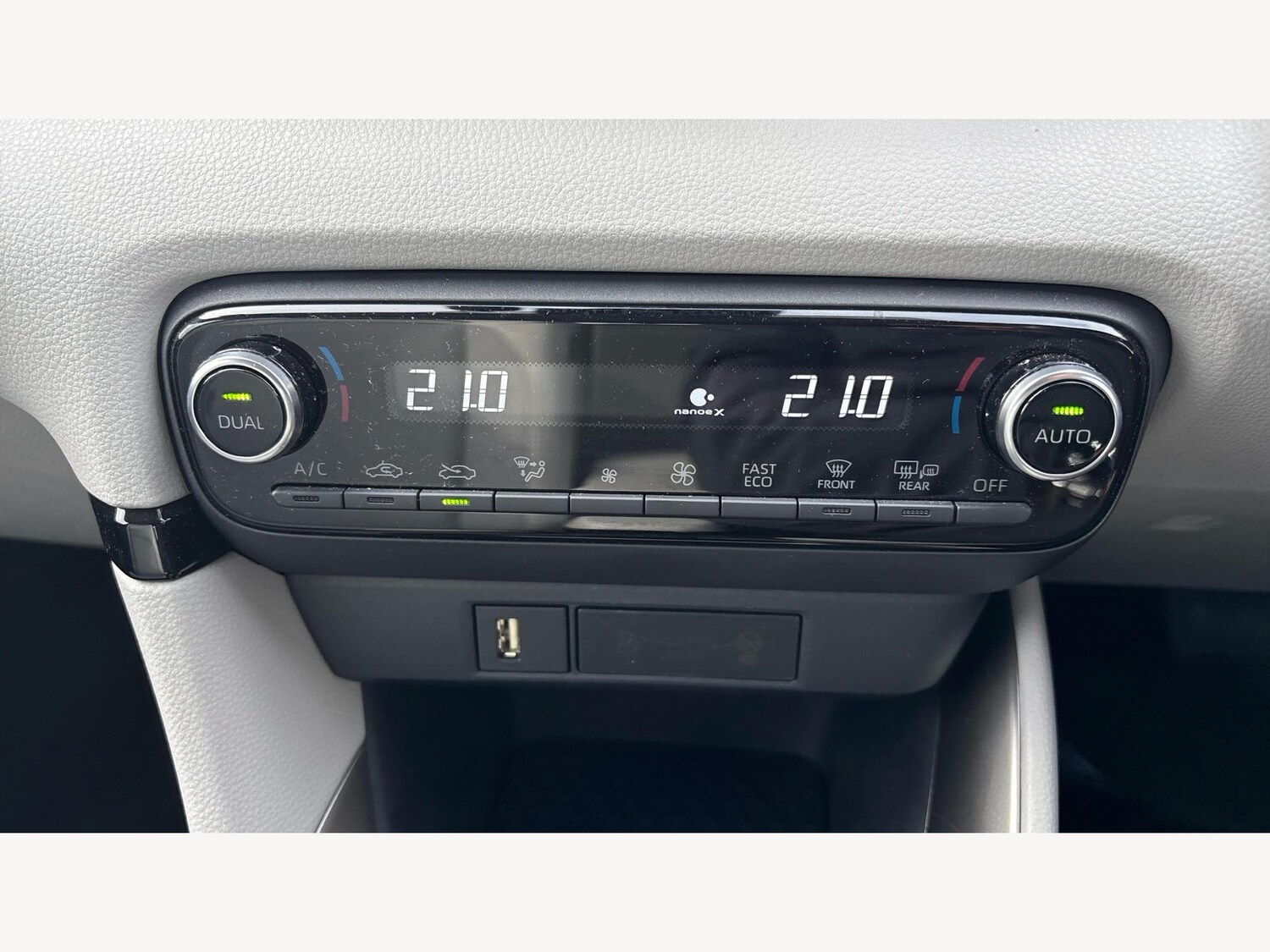 Used Toyota Yaris for sale - 77497507: Photo 23