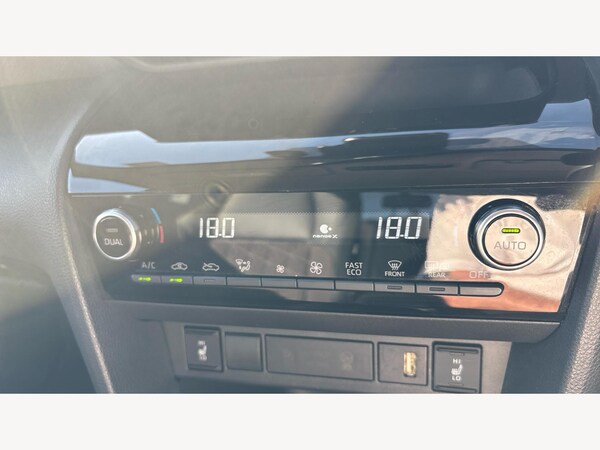 Used Toyota Yaris Cross 2023 for sale - 76152064: Photo 23