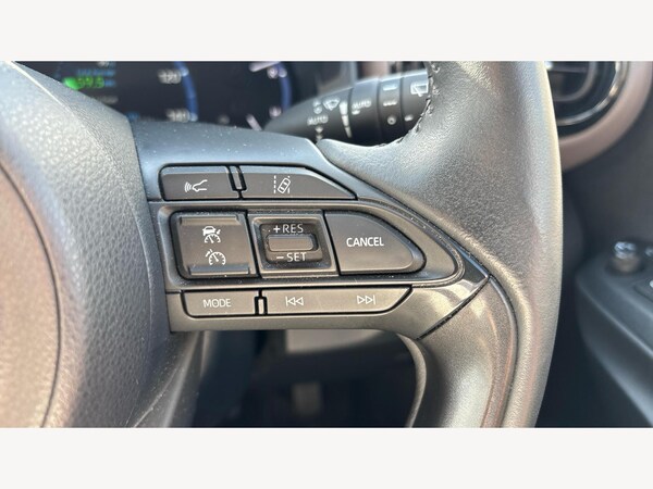 Used Toyota Yaris Cross 2023 for sale - 76152064: Photo 25