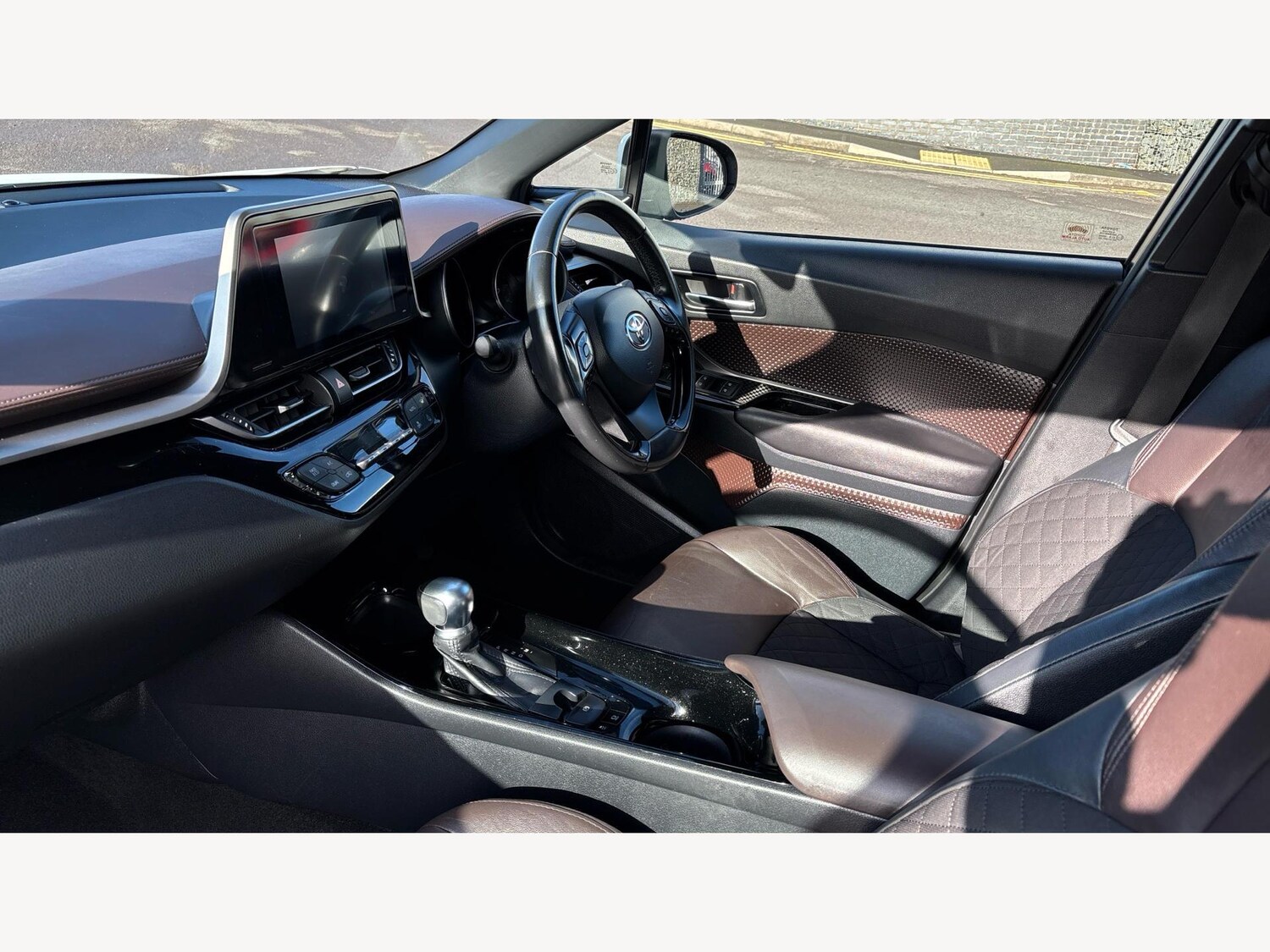 Used Toyota C-HR 2017 for sale - 77454984: Photo 12