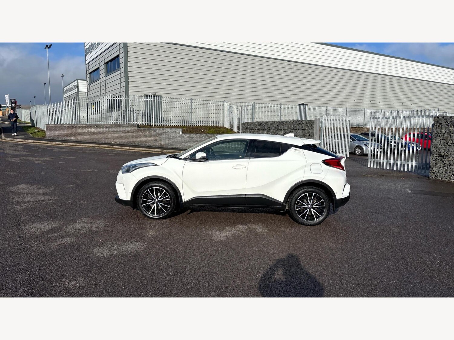 Used Toyota C-HR 2017 for sale - 77454984: Photo 19