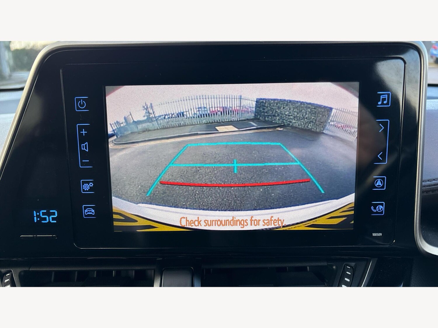 Used Toyota C-HR 2017 for sale - 77454984: Photo 26