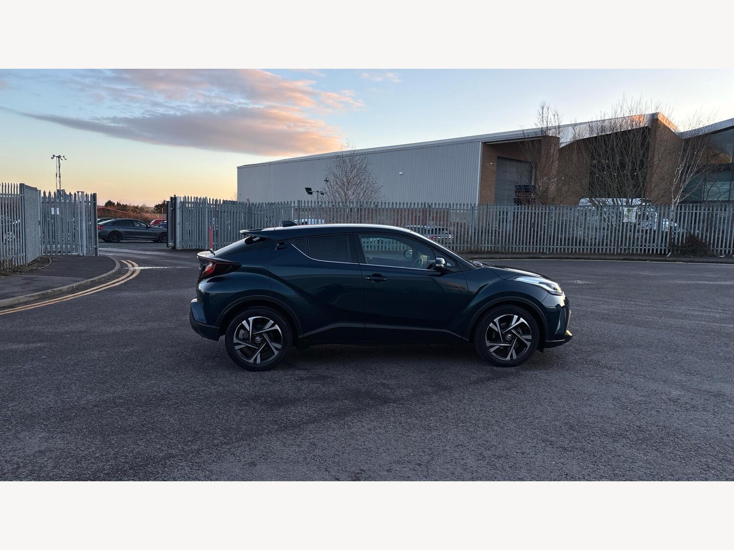 Used Toyota C-HR 2023 for sale - 77455611: Photo 18