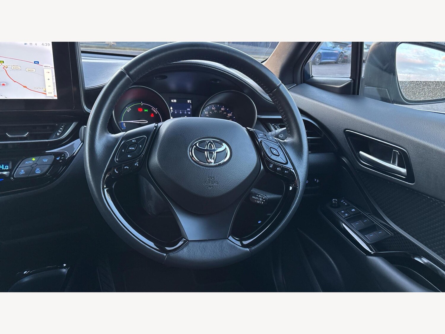 Used Toyota C-HR 2023 for sale - 77455611: Photo 8