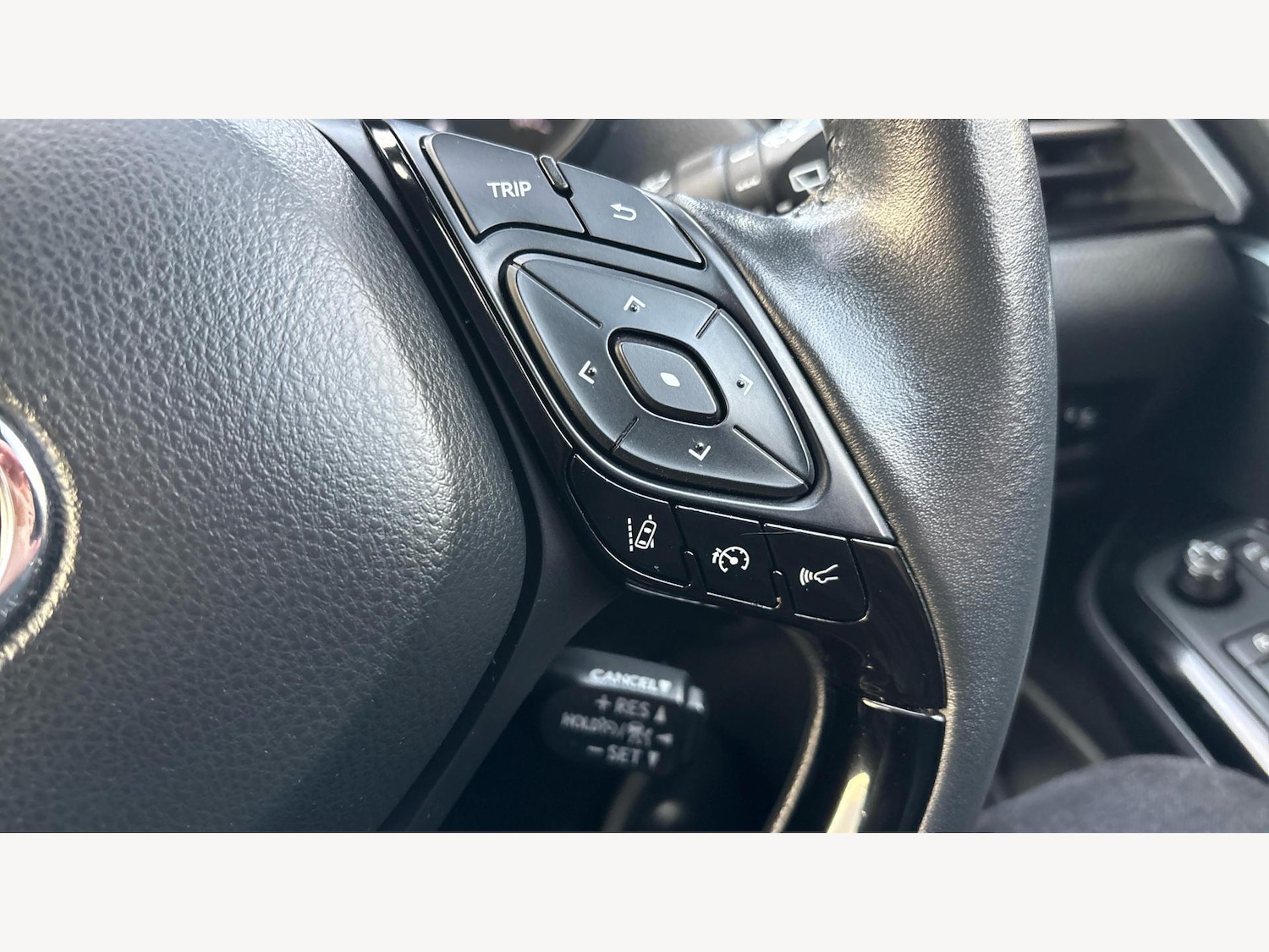 Used Toyota C-HR 2020 for sale - 77131970: Photo 25