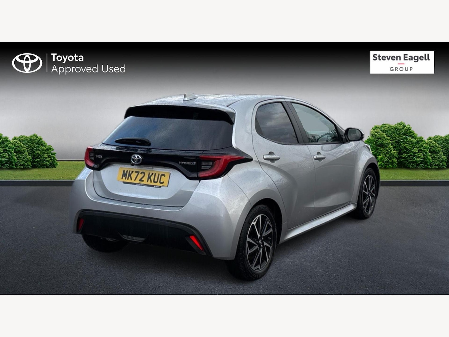 Used Toyota Yaris 2022 for sale - 76702424: Photo 2