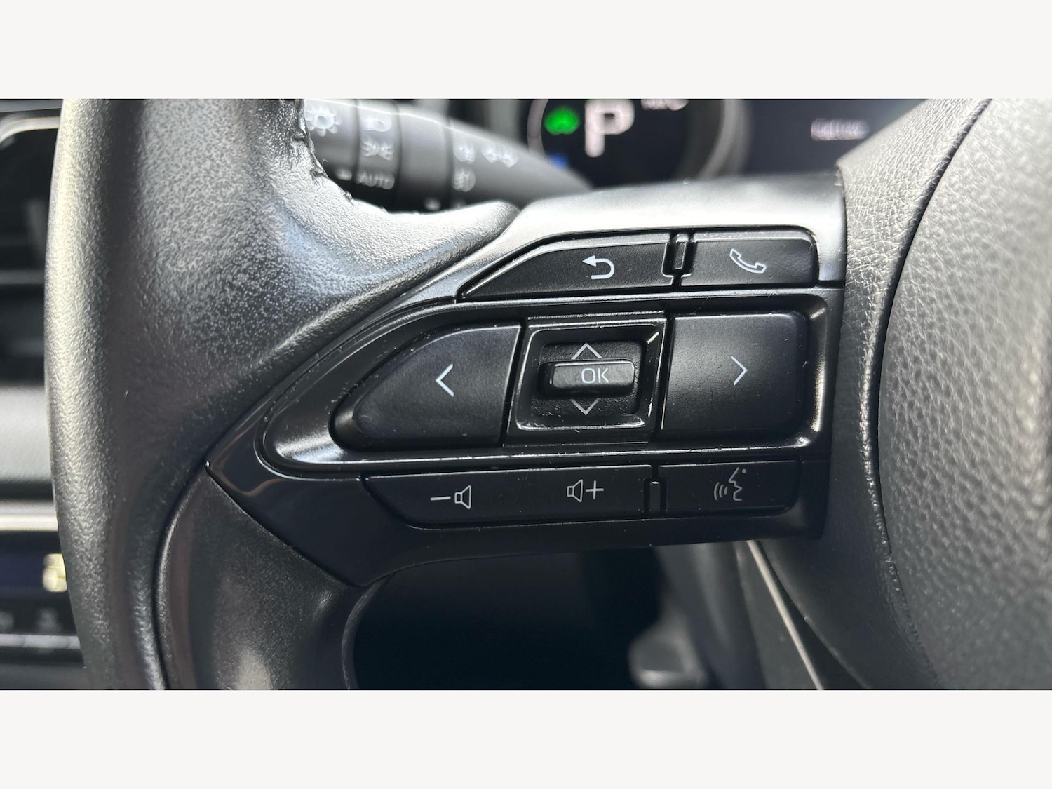 Used Toyota Yaris 2022 for sale - 76702424: Photo 24