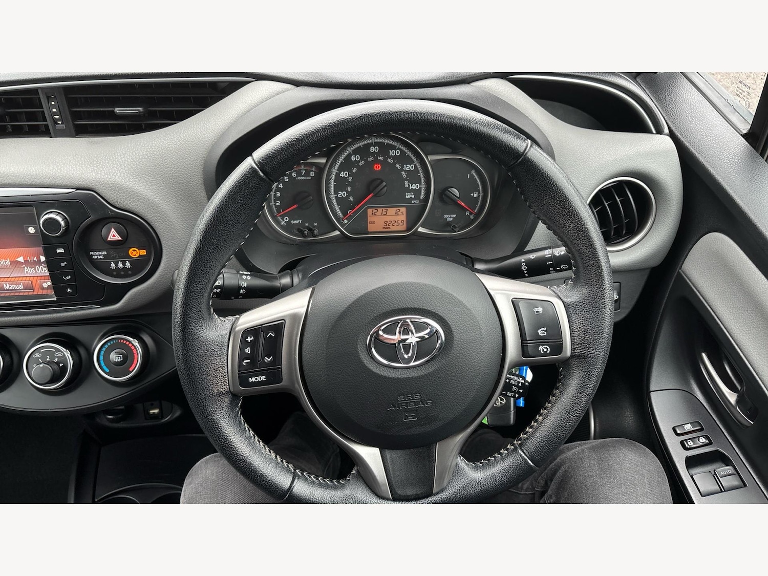 Used Toyota Yaris 2016 for sale - 77175874: Photo 10