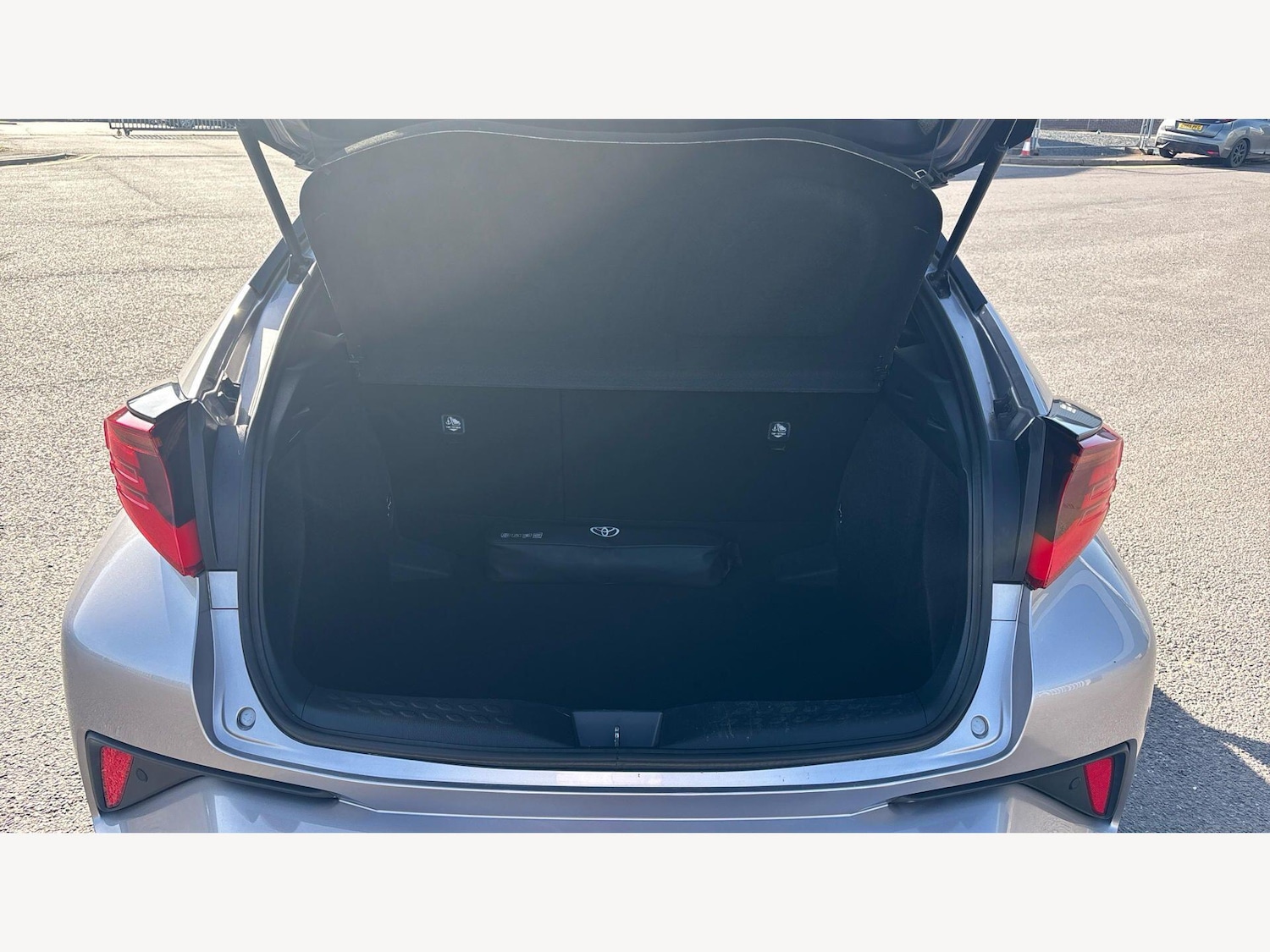 Used Toyota C-HR 2021 for sale - 78185466: Photo 15