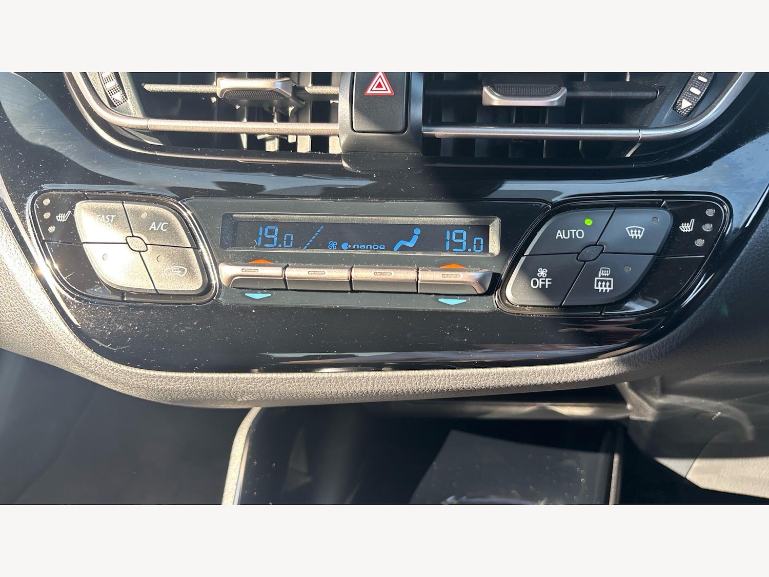 Used Toyota C-HR 2021 for sale - 78185466: Photo 32